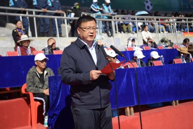 西亚卡姆：在多持球球员的队伍中，其他人需另寻影响比赛之道